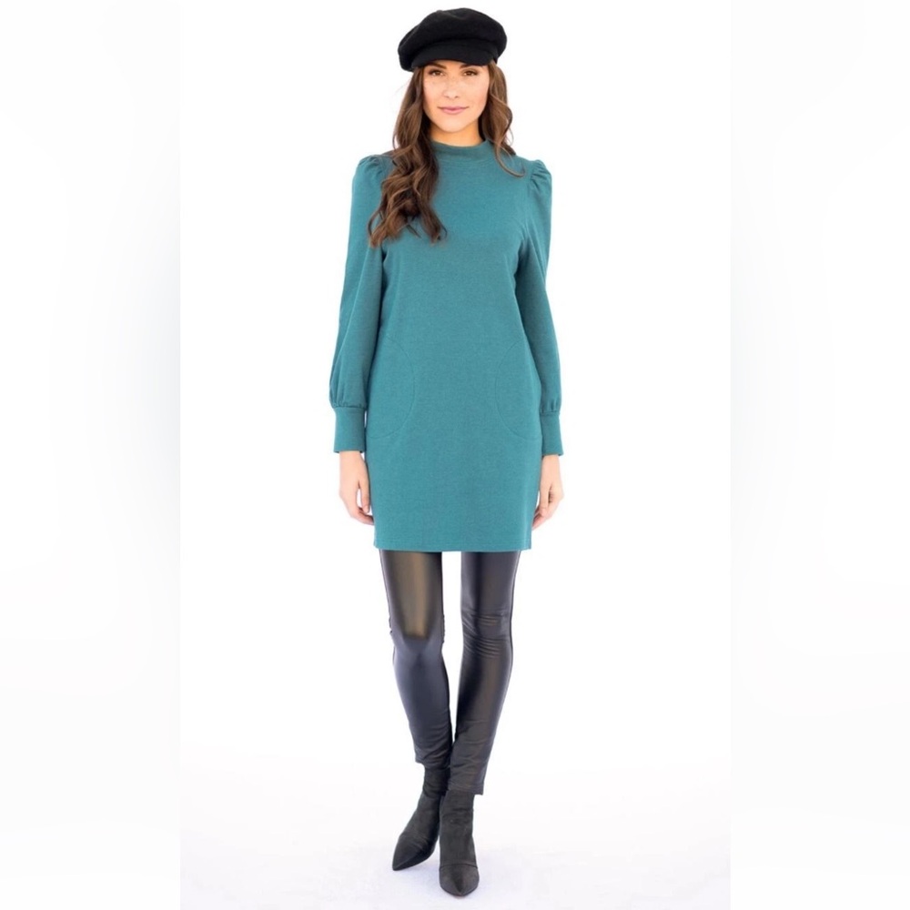 evy's tree Teal Long Sleeve Knit Shift Dress